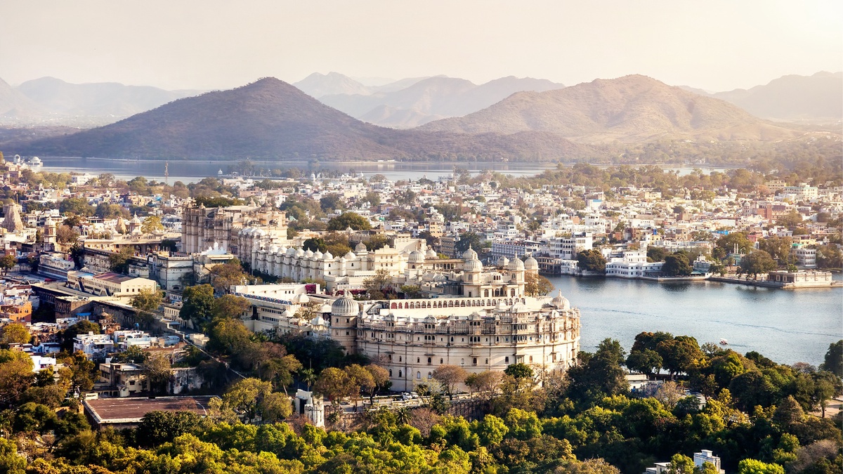 12 Hidden Places in Udaipur 2024
