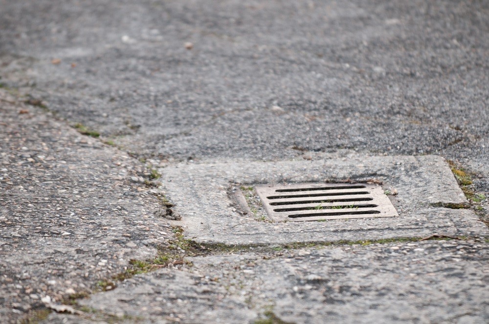 Weather's Impact on Drain Unblocking in Oxford: Understanding the Connection: