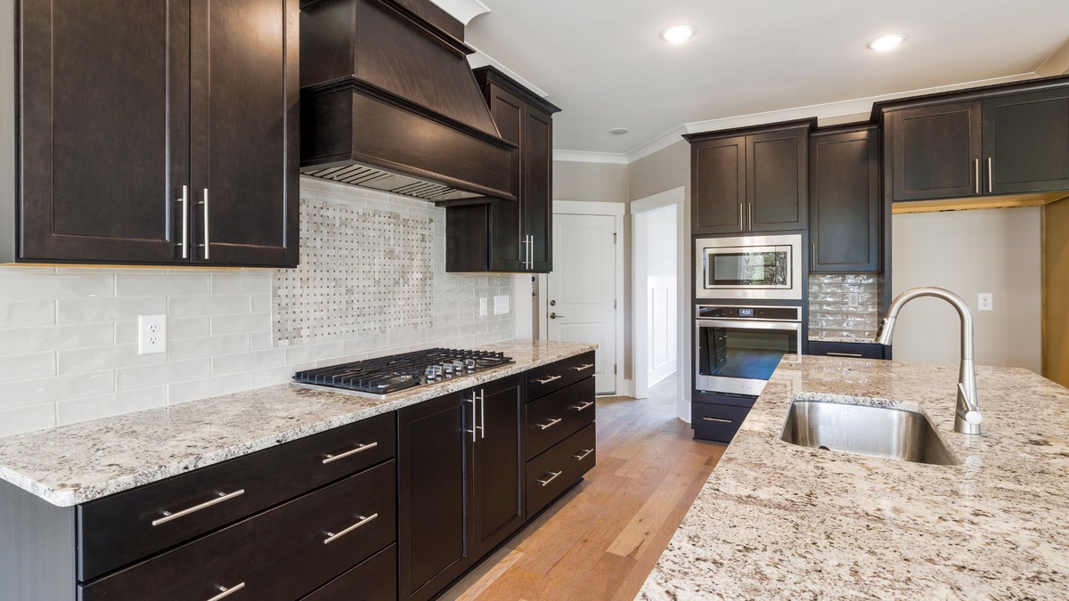 Aesthetics and Style: Comparing Granite and Marble for Your Countertops