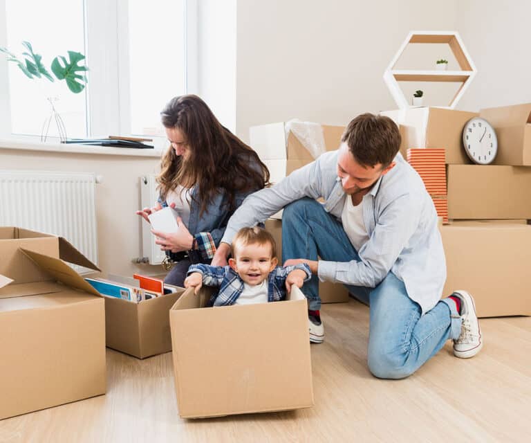 Moving furniture in Dubai - advantages of professional moving companies