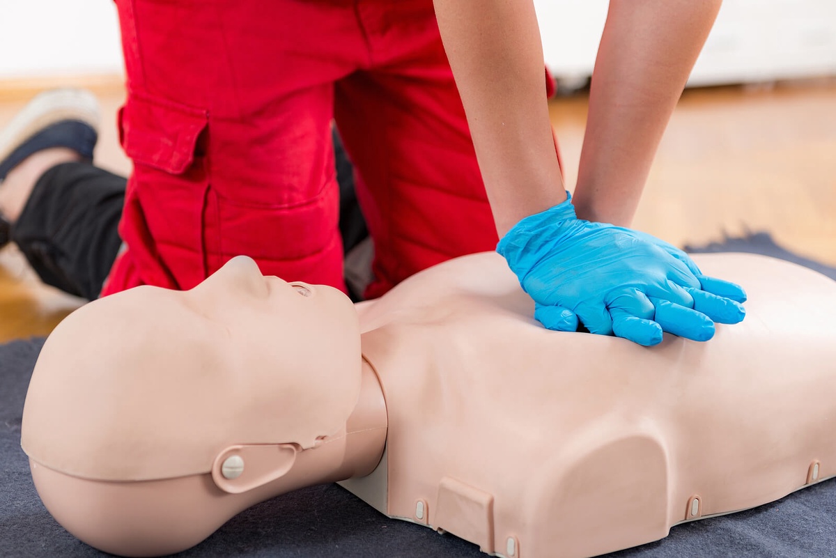 Become a lifesaver with CPR & First Aid training Charlotte!