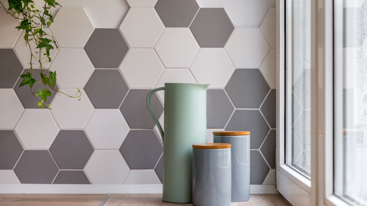 The Evolution of Wall Tile: From Traditional Methods to Modern Techniques