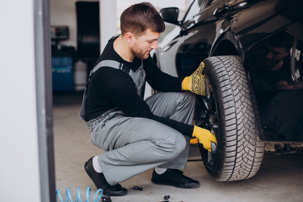 Mastering Flat Tire Replacement in Dubai: In-Depth Techniques and Tools
