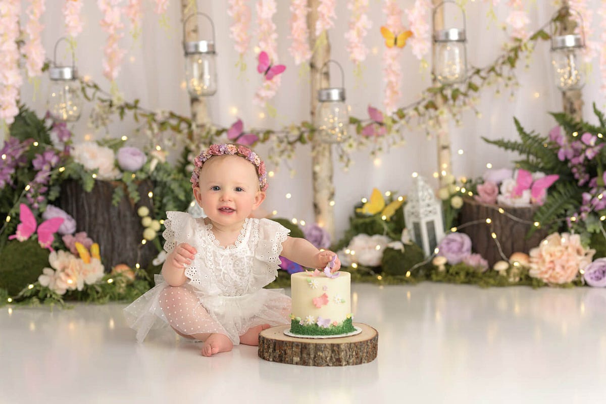 Capturing Precious Moments: A Comprehensive Guide to Cake Smash and Family Photography in Austin