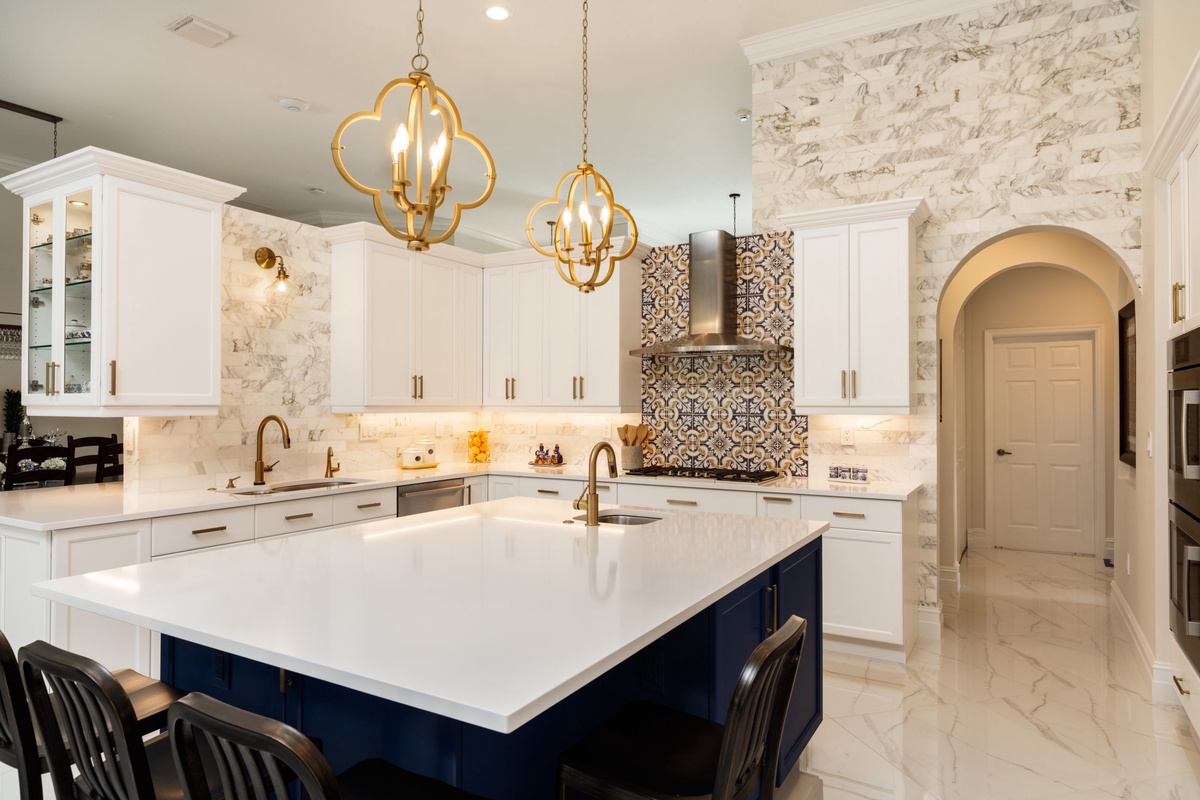 Maximizing Space and Style: Top Trends in Kitchen Remodeling for Corona Del Mar Homes