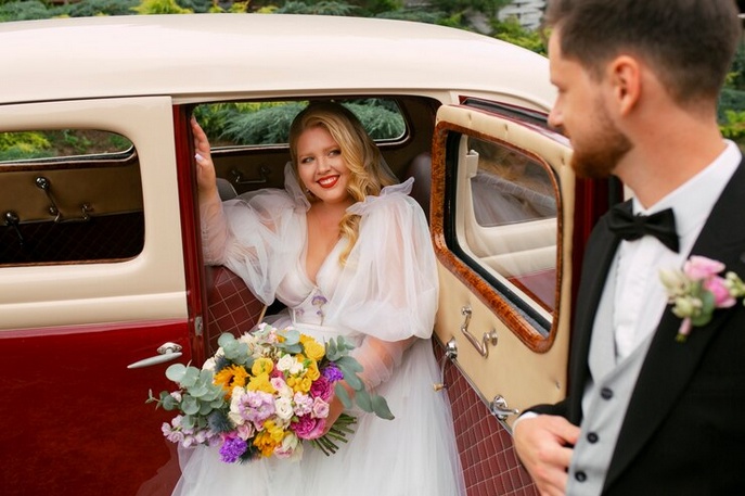 Arrive in Style: Wedding Transportation Services in Southwest Florida