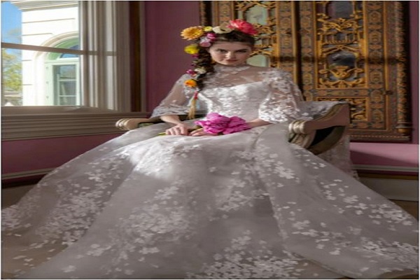Exploring The Timeless Beauty Of Reem Acra Wedding Dresses