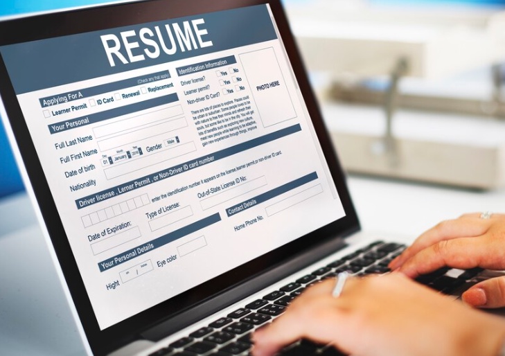 ATS Resume Writing Strategies: Get Noticed by Hiring Managers