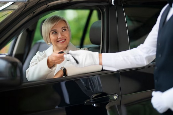 Connecting the Dots: Enhancing Employee Connectivity with Company Shuttle Services