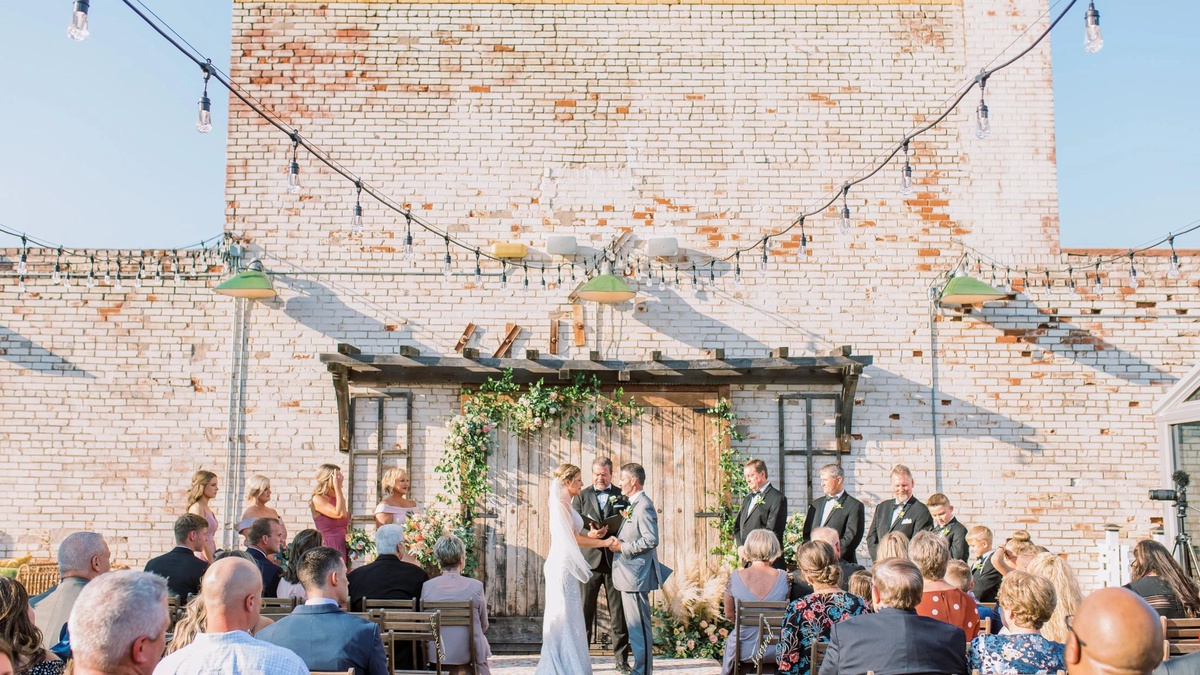 Tips for Choosing a Memorable Unique Wedding Venue