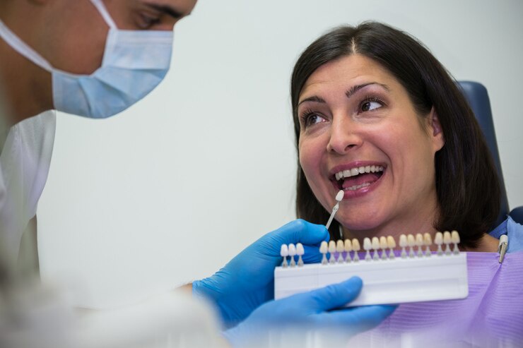 Unlocking the Beauty of Smiles: A Guide to Dental Veneers Treatment