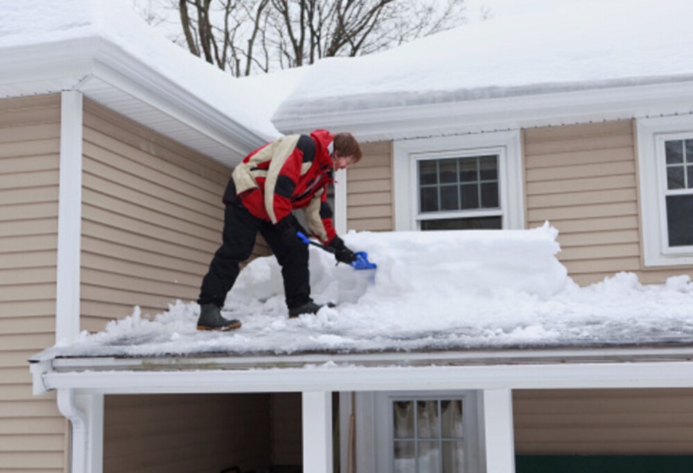 Seniors Snow Removal Services in Toronto