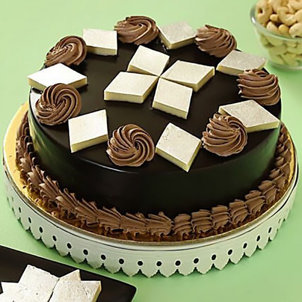 Indulge in Delicious Delights: The Best Cake Delivery Services in Delhi