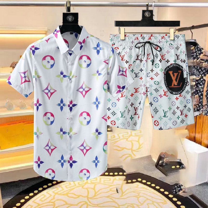Incorporating Replica Louis Vuitton Clothing into Your Wardrobe