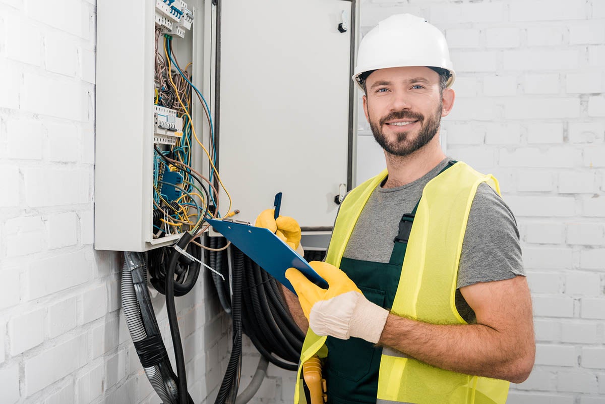 A Complete Checklist for Hiring an Electrician for New Construction Projects