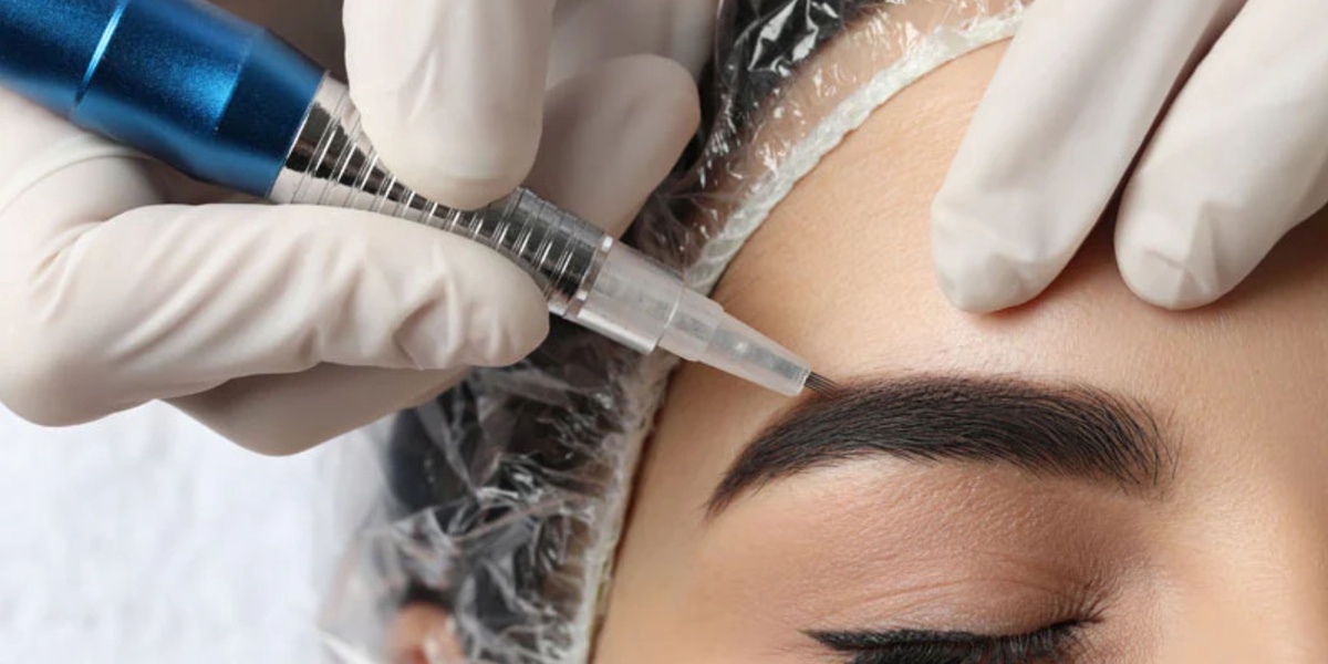 The Ultimate Guide to Permanent Eyebrow Microblading