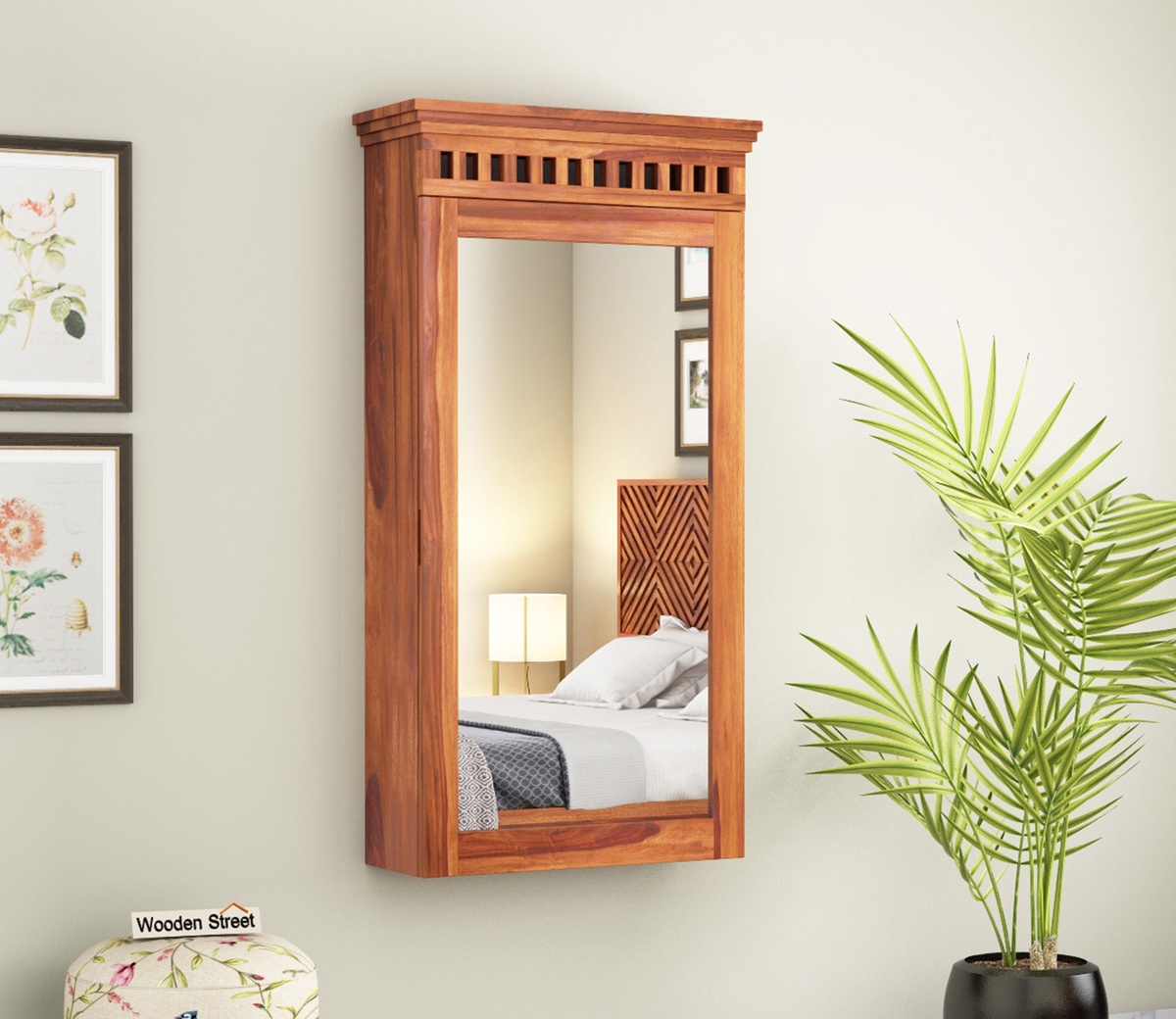 Discover the Perfect Dressing Table for Your Personal Oasis at Wooden Street!