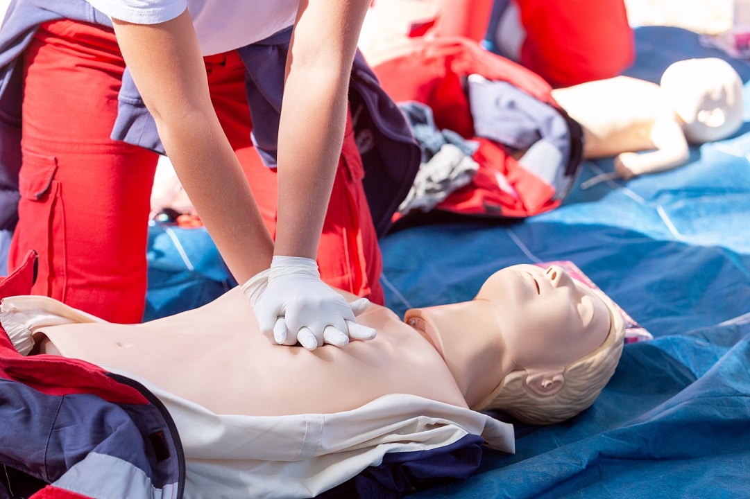Be a Hero in Your Community: Take CPR Training Classes in Chicago