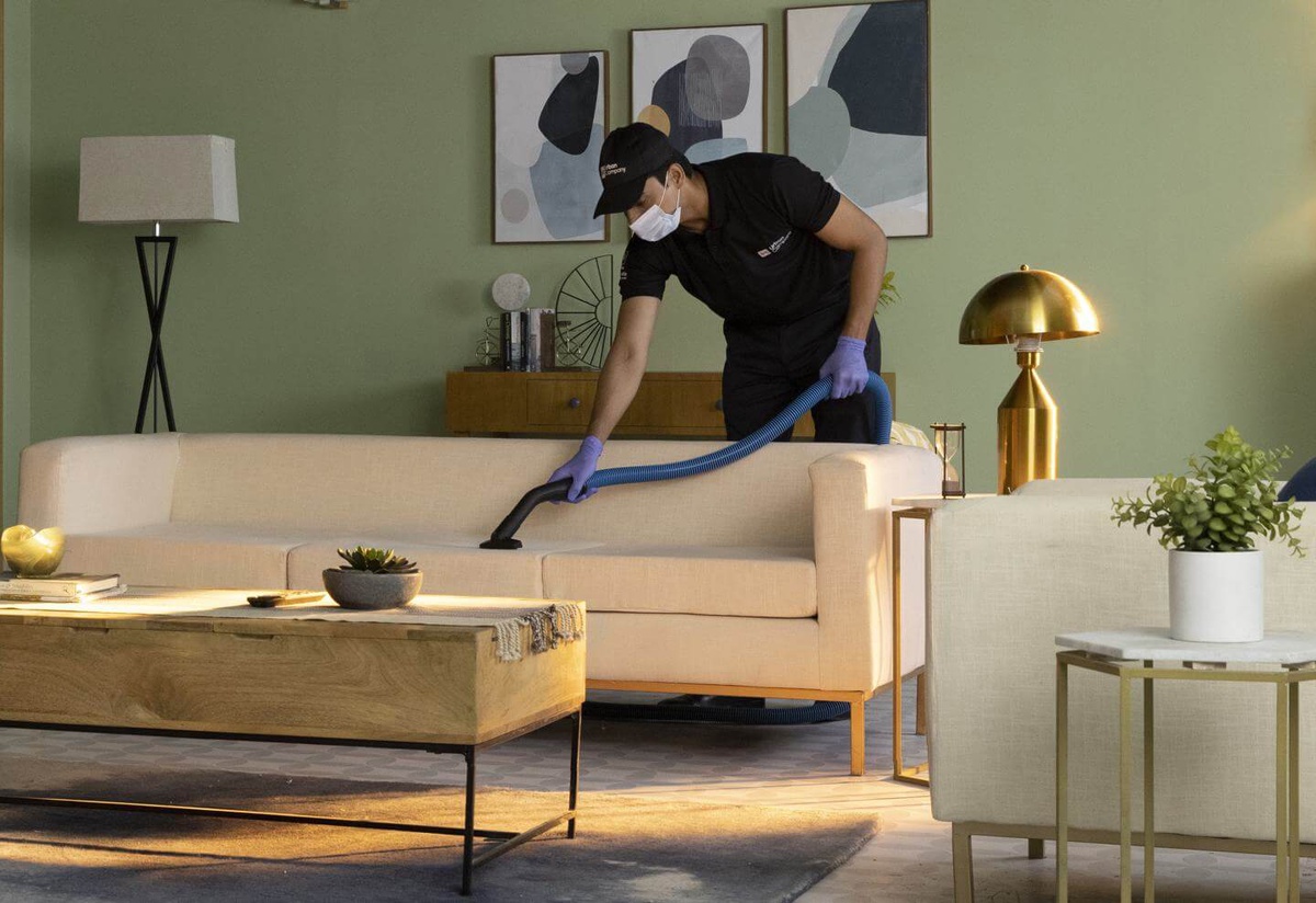 Explore The Professional And Best Furniture Cleaning Services