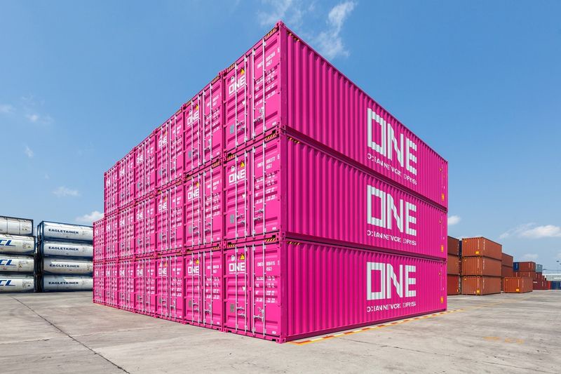 Why You Should Invest in High-Quality Storage Containers for Shipping?