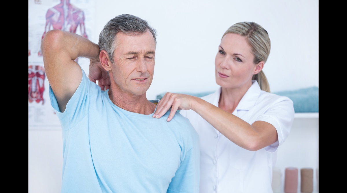 Chiropractic Care: Your Path to a Pain-Free Neck in 2024