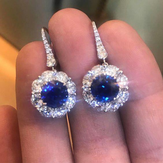 The Enchantment of a Natural Sapphire Diamond Earring: A Tale of Elegance and Sentiment