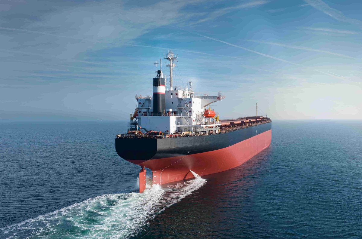 Navigating the Seas of Dry Bulk Shipping: A Comprehensive Guide