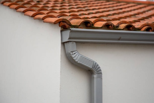 The Incredible Impact of Seamless Gutter Installation in Texas!
