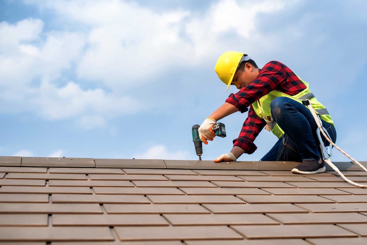 Are there any environmentally friendly roofing options available for homeowners?