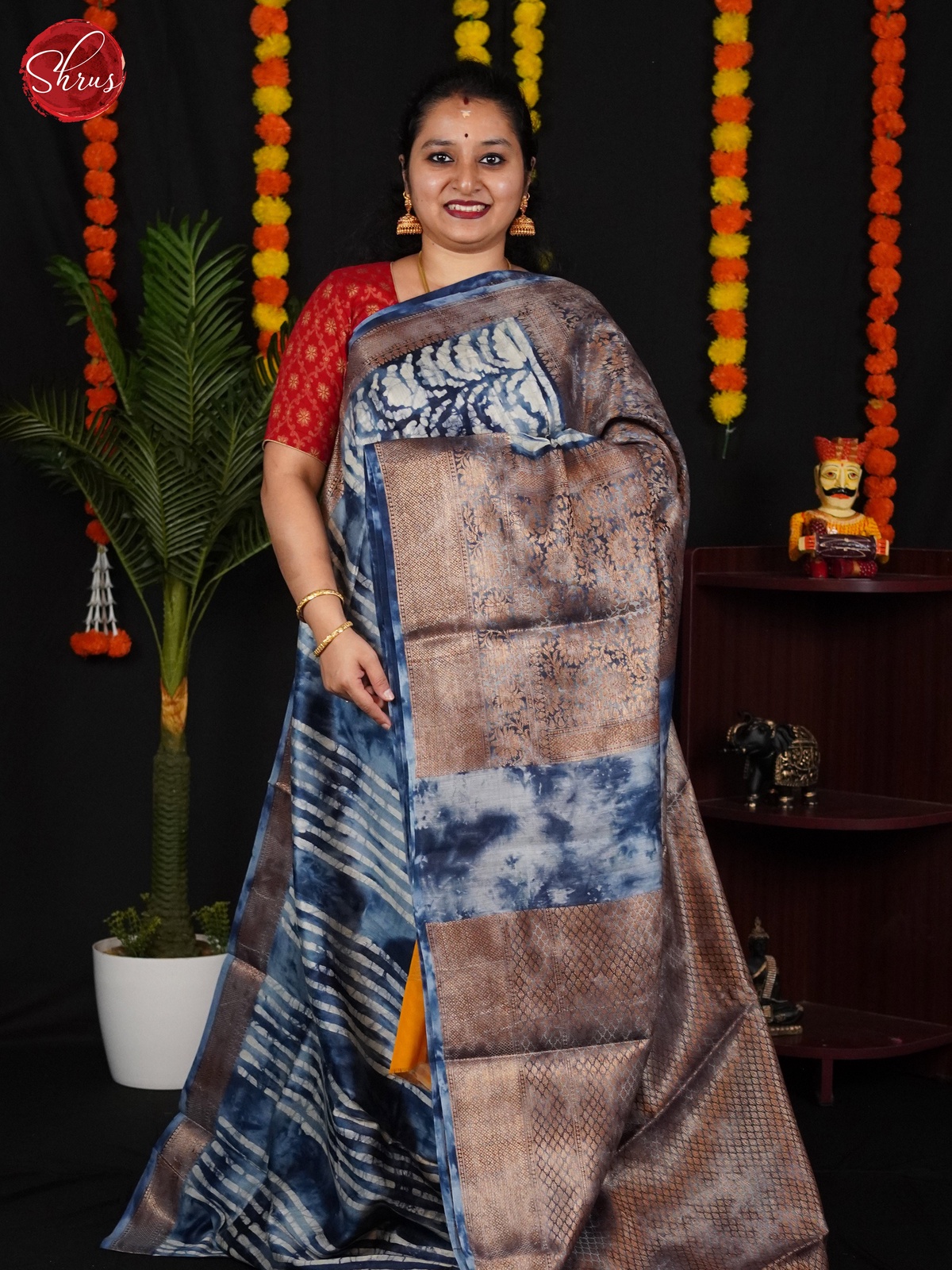 Unveiling the Timeless Elegance of Chanderi Silk Sarees: Your Ultimate Guide to Finding the Best Quality Sarees Online in India