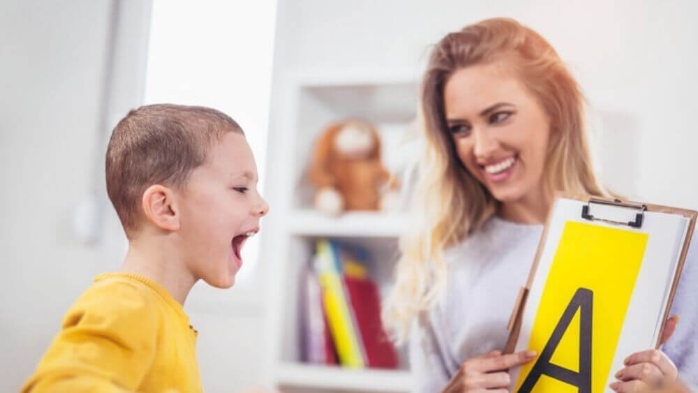 How Quiet Learning Spaces and Indoor Playgrounds Enhance Speech Therapy Sessions?