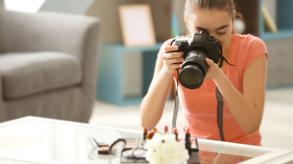 Choosing the Right Beauty Product Photography Service for Your Brand
