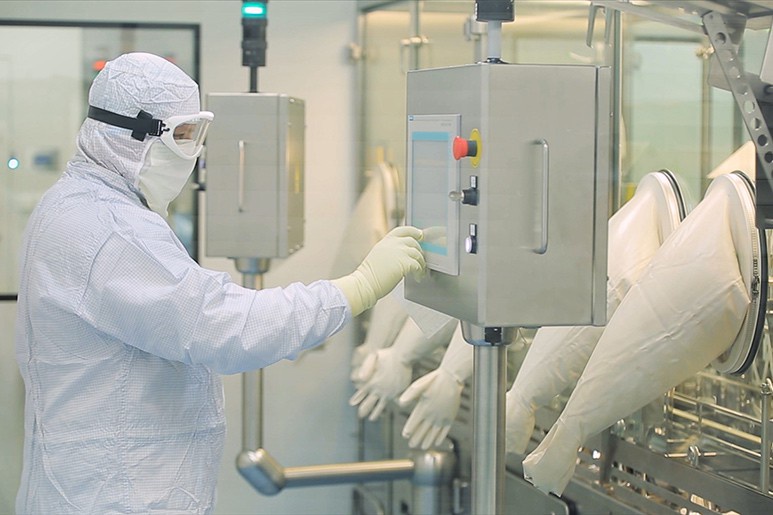 How Do Cleanroom Supplies in Iraq Help Prevent Contamination