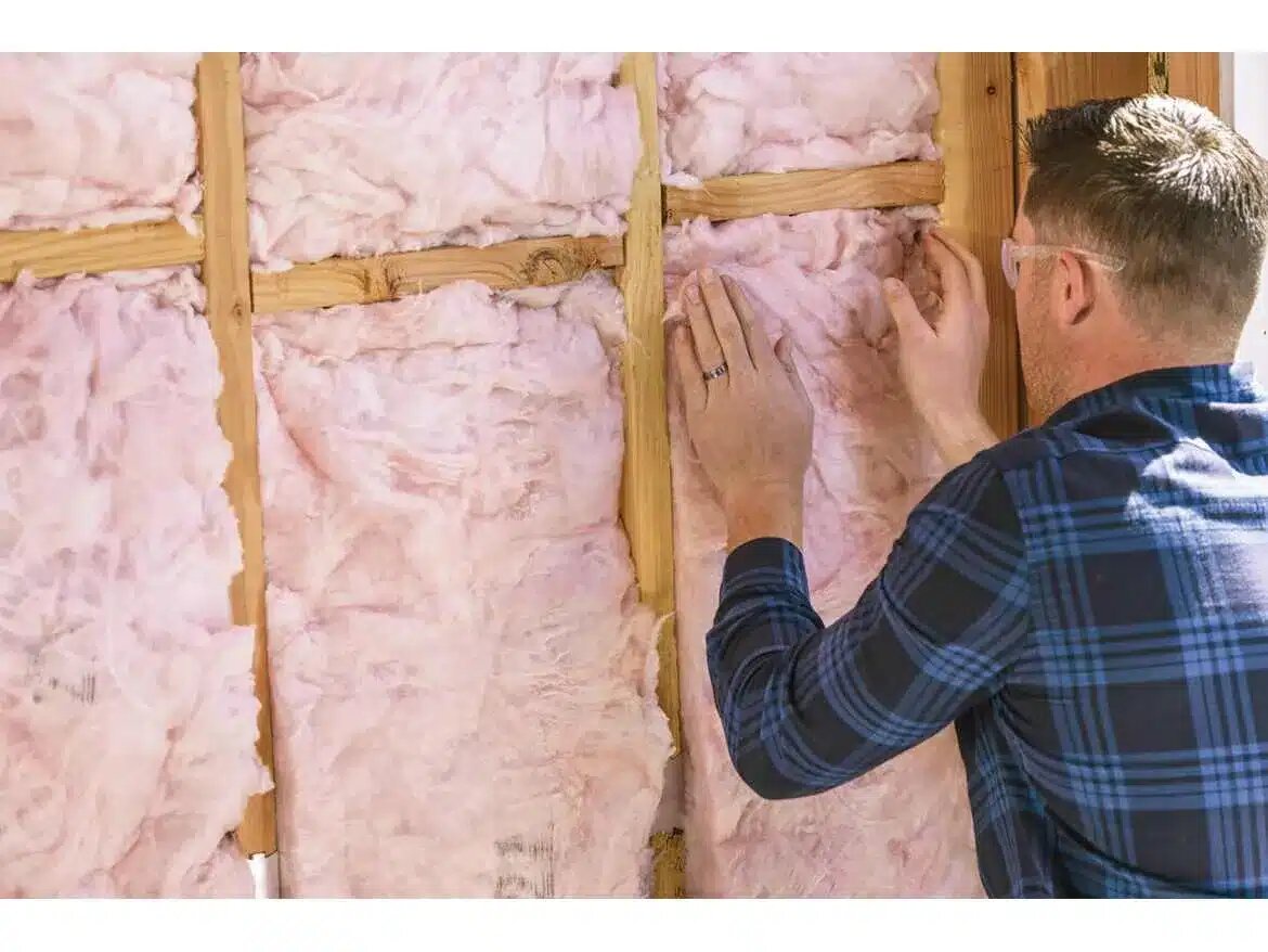 Keep Your Home Warm With Trusted Fiberglass Insulation Contractors