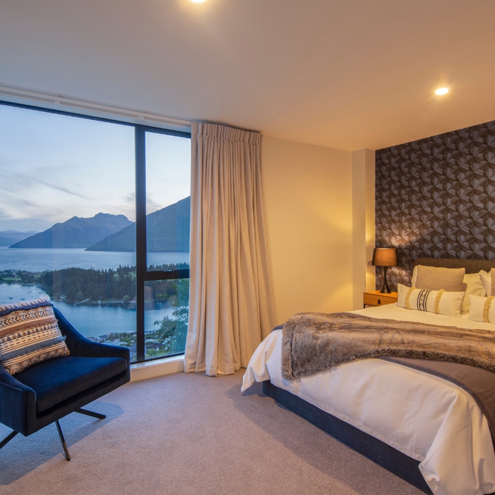 Wake Up to Paradise: Lake View Apartments Offering Scenic Bliss