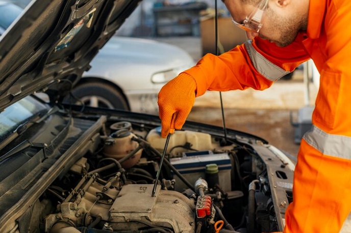 Powering Up: Budgeting for Automotive Electric Repair Services