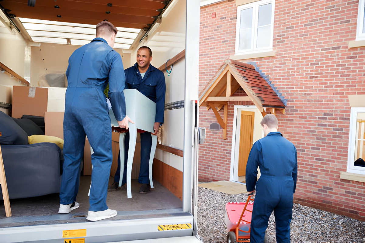 Why Choose Mover Melbourne for Single Item Removals in Melbourne?