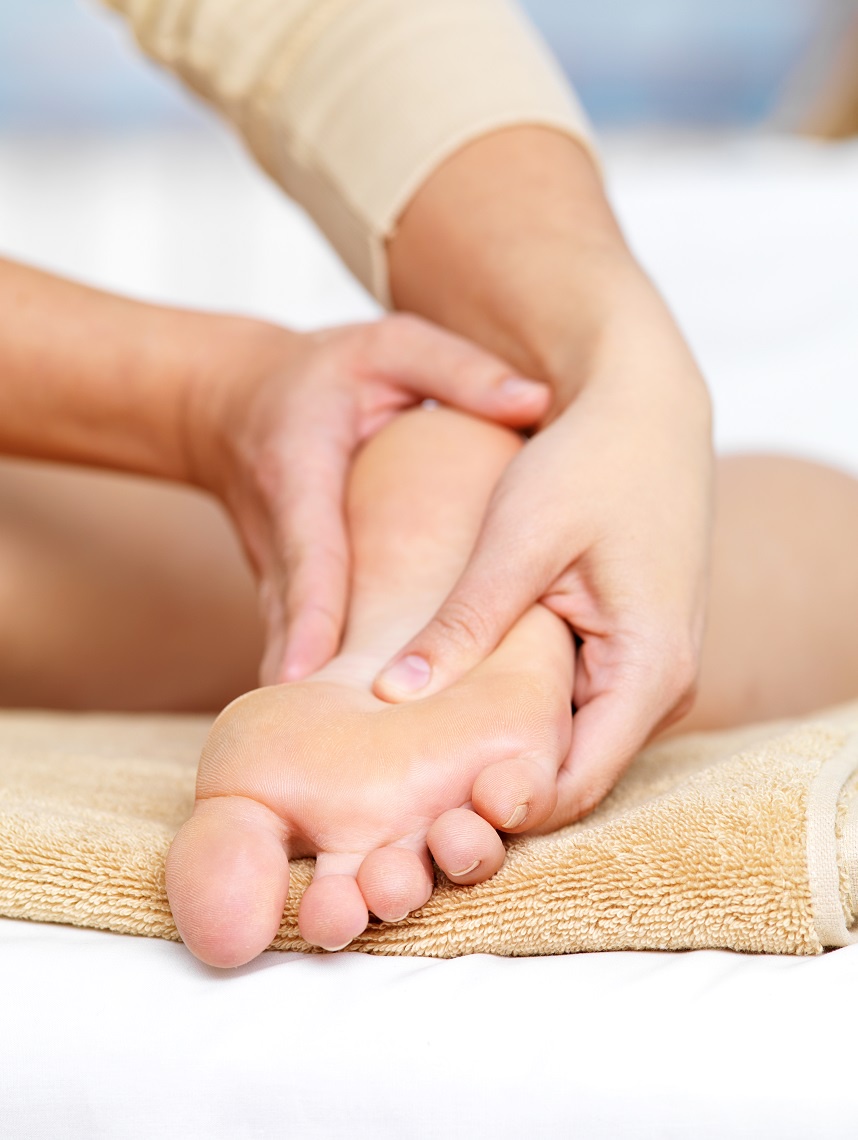 Comprehensive Podiatry Services in St. Clair Shores: Ensuring Diabetic Foot Wound Care