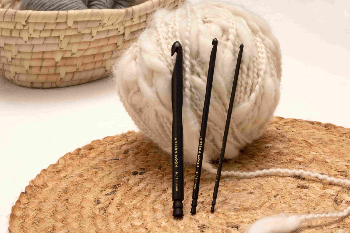 Step by step guide to Crochet a Magic Circle
