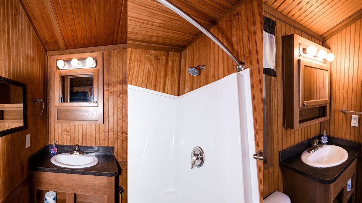 Invite Anyone to Enjoy Rustic Charm and Modern Comfort in Williamsburg