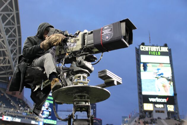 The Evolution of Sports Broadcasting: From the Field to Your Screen