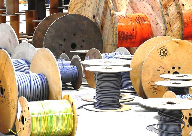 Flexible Cable Wires: Right Choice When It Comes To Party Setups