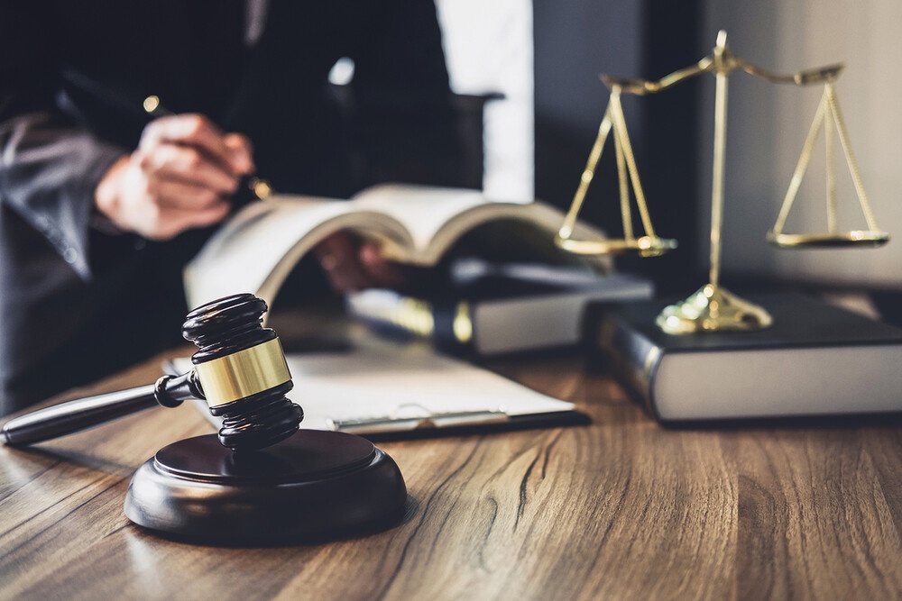 The Role of Criminal Lawyers in Melbourne’s Legal System