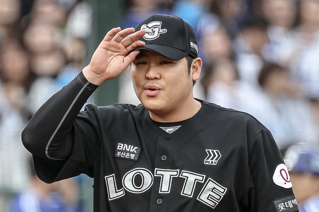 Lotte, 5 consecutive wins against KIA in 7 years