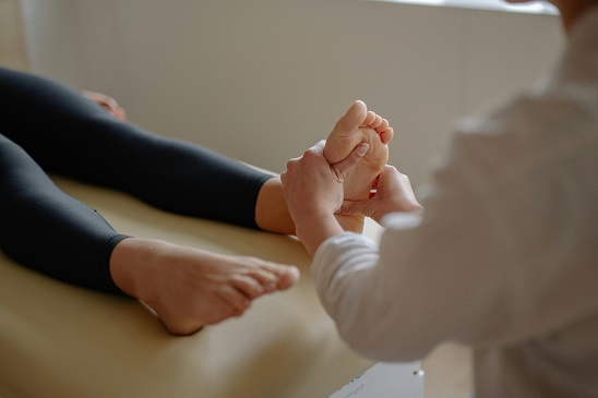Why Regular Visits to a Foot Doctor in St. Clair Shores Are Crucial
