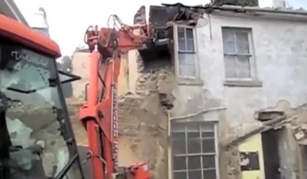 The Art of Restoration: Quantity Surveyor's Role in Preserving Heritage