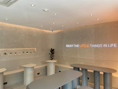 Can I use the same paint for both walls and ceilings in Malaysia?