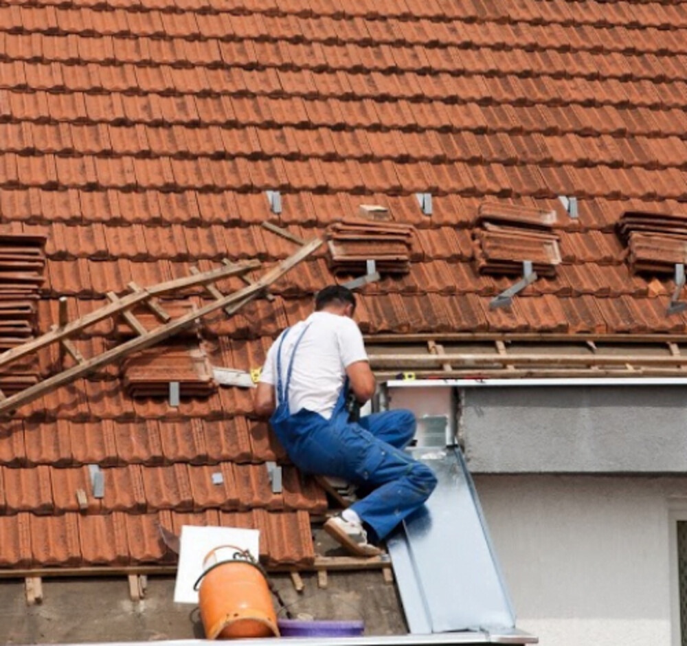 A Guide to Roof Leaks in Melbourne