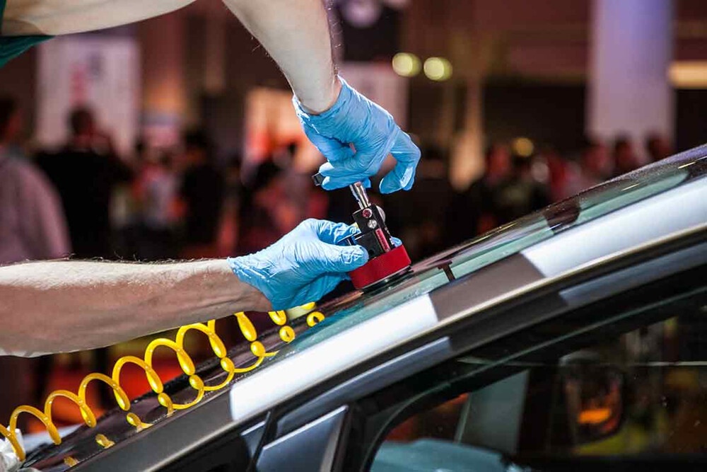 What Materials Are Used for Auto Glass Replacement in Beaverton, OR?