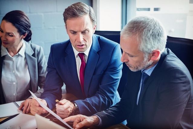 Expert Guidance: Injury Attorneys Serving Newport Beach